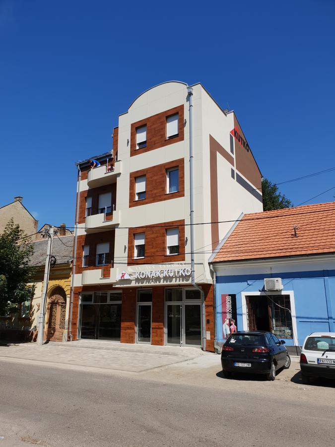 Hotel Konak Kutko Pančevo Esterno foto